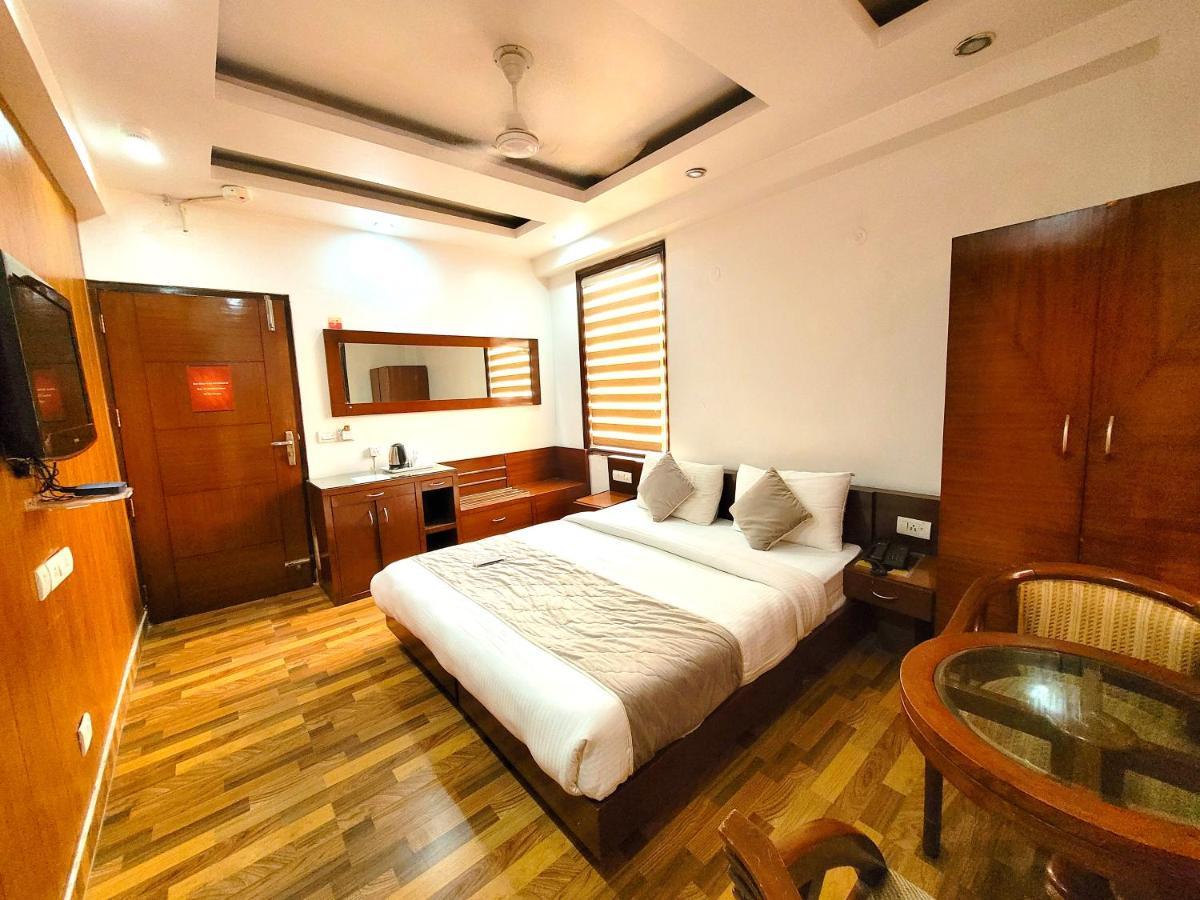 Hotel The Daanish Residency - Karol Bagh Nova Deli Exterior foto