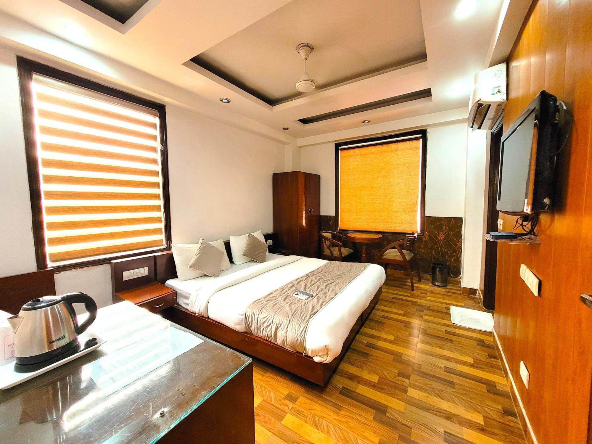Hotel The Daanish Residency - Karol Bagh Nova Deli Exterior foto